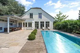 Eine elegante Villa im Landhausstil in erstklassiger Lage in Wien