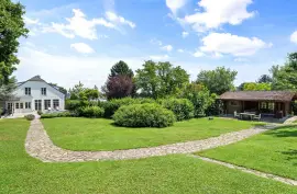 Eine elegante Villa im Landhausstil in erstklassiger Lage in Wien