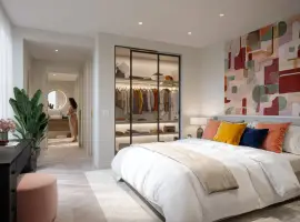 White City Living | 2-Bedroom, 2-Bathroom Apartment with Balcony, Concierge and Gym 