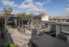 House with state-of-the-art amenities and incredible views of Regent's Park