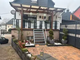 Einfamilienhaus zu verkaufen in Wolken