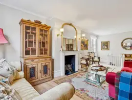 An absolutely charming four-bedroom house with a very private terrace, garden, and basement apartment, ideal in…