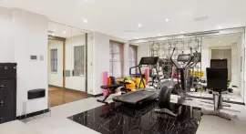 Beautiful Knightsbridge house with five bedrooms, spa, cinema and several terraces