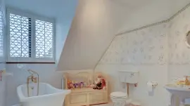 Single-family house for sale in London