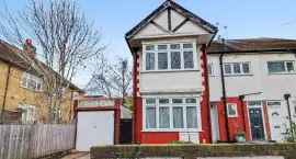 2 bedroom maisonette for sale