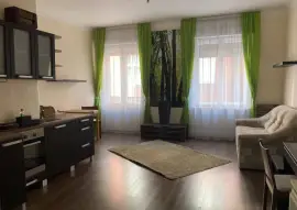 Budapes VIII.kerületi II. emeleti egylékterű lakás 37 m2-es lakás