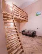 VII. Kerület, Almássy tér, 44 m2-es, társasházi lakás, 2 szobás