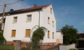 Doppelhaushälfte mit Zisterne