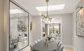 A unique townhouse in Belgravia with garden and courtyard