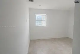 Modernly remodeled 4 bed, 2 bath Pool Home