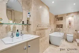 Terraced house: for sale in London