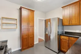 This wonderful 4 bedroom, 2 bathroom Bernal Heights home