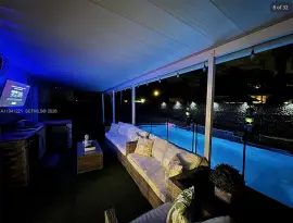 Modernly remodeled 4 bed, 2 bath Pool Home