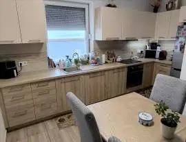 Eladó újszerű állapotú ház - Bocskaikert