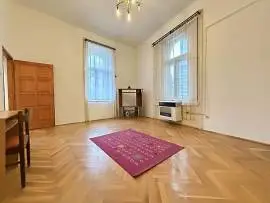 Eladó téglalakás Thököly, Budapest, XIV. kerület