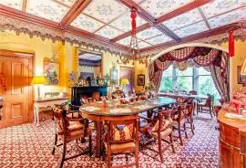 Priest Hill, Old Windsor SL4