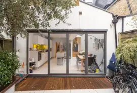 Terraced house: for sale in London