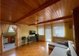 XVII ker. kétszintes családi ház eladó!