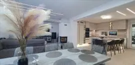 Eladó újszerű állapotú ház - Győr