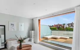 A beautiful modern townhouse in Hampstead Manor