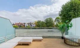 A beautiful modern townhouse in Hampstead Manor