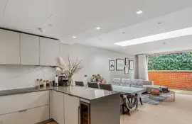 A beautiful modern townhouse in Hampstead Manor