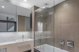 A beautiful modern townhouse in Hampstead Manor