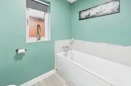 3 Bedroom Detached House