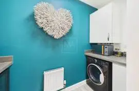 3 Bedroom Detached House