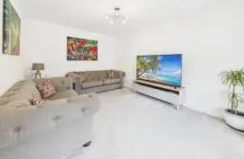 3 Bedroom Detached House