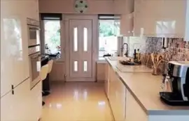 Eladó ház Balatonszemes