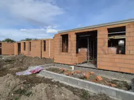 Eladó ikerház, Vecsés