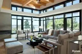 The Luxury Commodore Wy Home