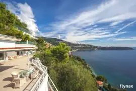 Luxury 14th floor  Apartment