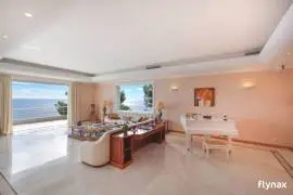 Luxury 14th floor  Apartment