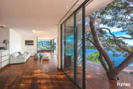 Luxury 14th floor  Apartment