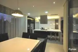 The Modern Residence