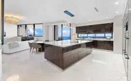 4 bd 6 ba 6121 sqft- Condo for sale