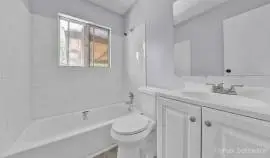 3 bds 2 ba 2442 sqft- House for sale