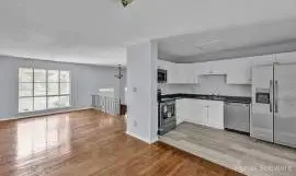 3 bds 2 ba 2442 sqft- House for sale