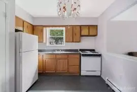 3611 Shore Pkwy APT 2-D, Brooklyn, NY 11235