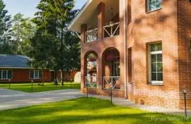 5 bds 4 ba 3896 sqft- House for sale