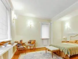 3 bds 4 ba 4520 sqft- House for sale