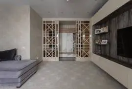 2 bd 1 ba 807 sqft- Condo for sale