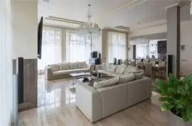 5 bds 6 ba 10548 sqft- House for sale