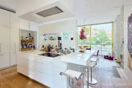 ARCHITEKTENVILLA NAHE KOENIGSSEE IN BESTLAGE GRUNE