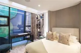 Terraced house for sale in Park Place