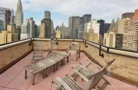 Apartment with a large terrace