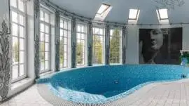 Direct sale of an exclusive mansion located on the territory of Peterhof