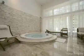  	Magnificent turnkey house in a modern style, ready to move in